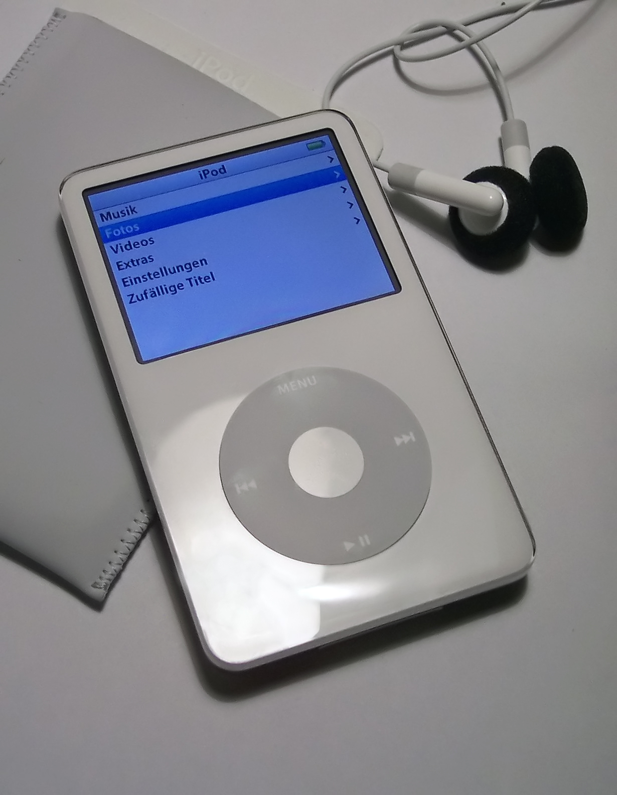 Ipod_5th_Generation_white.jpg